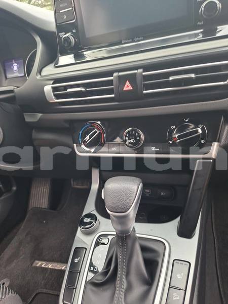 Big with watermark kia sedona commune de brazzaville brazzaville 8949