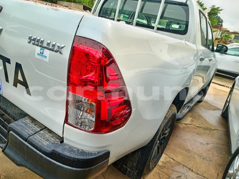 Big with watermark toyota hilux commune de brazzaville brazzaville 8950