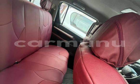 Acheter Occasion Voiture Toyota Hilux Blanc à Brazzaville, Commune de Brazzaville Acheter Occasion Voiture Toyota Hilux Blanc à Brazzaville, Commune de Brazzaville