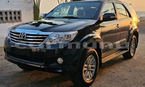 Acheter Occasion Voiture Toyota Fortuner Noir à Brazzaville, Commune de Brazzaville Acheter Occasion Voiture Toyota Fortuner Noir à Brazzaville, Commune de Brazzaville