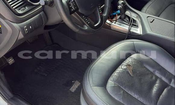 Acheter Occasion Voiture Kia K5 Blanc à Brazzaville, Commune de Brazzaville Acheter Occasion Voiture Kia K5 Blanc à Brazzaville, Commune de Brazzaville