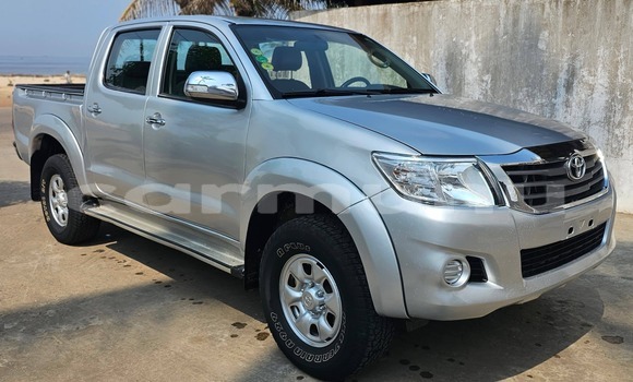 Acheter Occasion Voiture Toyota Hilux Gris à Brazzaville, Commune de Brazzaville Acheter Occasion Voiture Toyota Hilux Gris à Brazzaville, Commune de Brazzaville