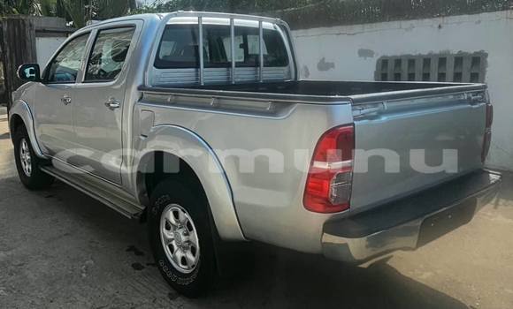 Acheter Occasion Voiture Toyota Hilux Gris à Brazzaville, Commune de Brazzaville Acheter Occasion Voiture Toyota Hilux Gris à Brazzaville, Commune de Brazzaville