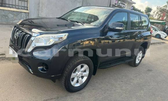 Acheter Occasion Voiture Toyota Prado Noir à Brazzaville, Commune de Brazzaville Acheter Occasion Voiture Toyota Prado Noir à Brazzaville, Commune de Brazzaville