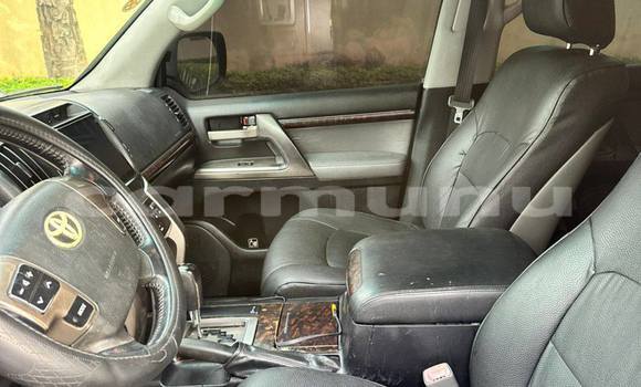 Acheter Occasion Voiture Toyota Land Cruiser Noir à Brazzaville, Commune de Brazzaville Acheter Occasion Voiture Toyota Land Cruiser Noir à Brazzaville, Commune de Brazzaville