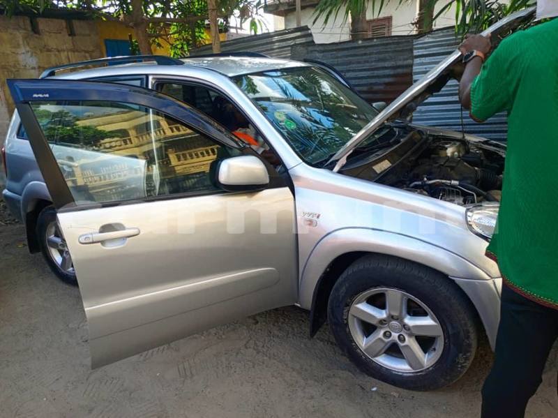 Big with watermark toyota rav4 commune de brazzaville brazzaville 8970