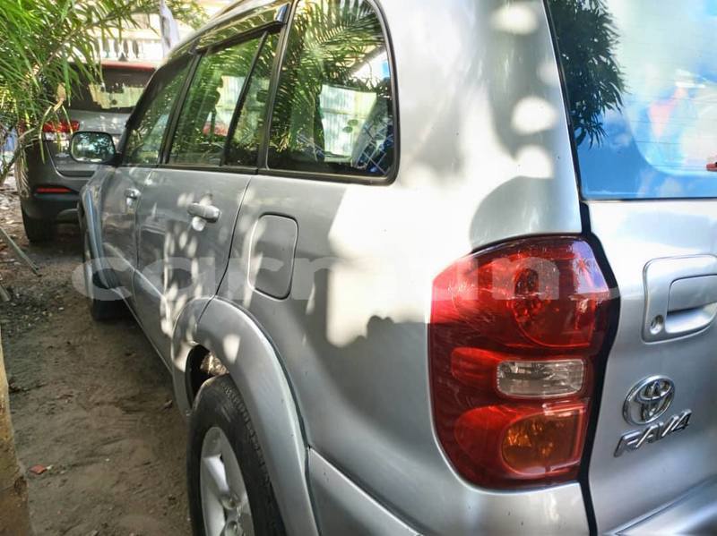 Big with watermark toyota rav4 commune de brazzaville brazzaville 8970