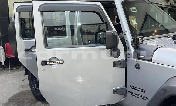 Buy Used Jeep Wrangler Silver Car in Brazzaville in Municipality of Brazzaville Buy Used Jeep Wrangler Silver Car in Brazzaville in Municipality of Brazzaville