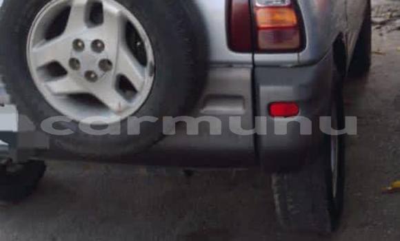 Acheter Occasion Voiture Toyota RAV4 Gris à Brazzaville, Commune de Brazzaville Acheter Occasion Voiture Toyota RAV4 Gris à Brazzaville, Commune de Brazzaville