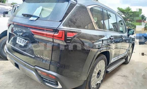 Acheter Occasion Voiture Lexus LX Noir à Brazzaville, Commune de Brazzaville Acheter Occasion Voiture Lexus LX Noir à Brazzaville, Commune de Brazzaville