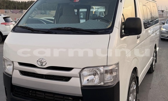 Acheter Occasion Voiture Toyota Hiace Blanc à Brazzaville, Commune de Brazzaville Acheter Occasion Voiture Toyota Hiace Blanc à Brazzaville, Commune de Brazzaville