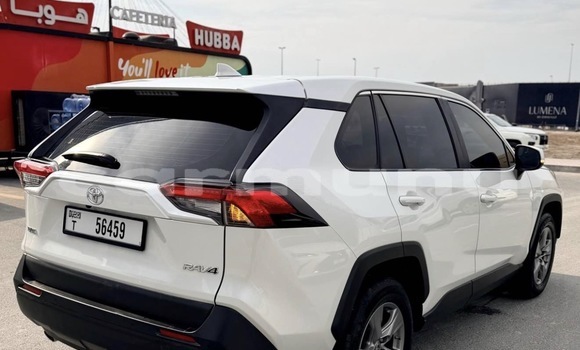 Acheter Occasion Voiture Toyota RAV4 Blanc à Pointe–Noire, Région du Kouilou Acheter Occasion Voiture Toyota RAV4 Blanc à Pointe–Noire, Région du Kouilou