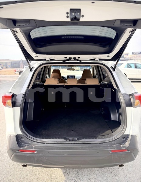 Big with watermark toyota rav4 region du kouilou pointe noire 8989