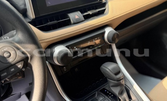 Acheter Occasion Voiture Toyota RAV4 Blanc à Pointe–Noire, Région du Kouilou Acheter Occasion Voiture Toyota RAV4 Blanc à Pointe–Noire, Région du Kouilou