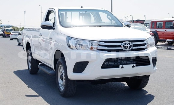 Acheter Occasion Voiture Toyota Hilux Blanc à Pointe–Noire, Région du Kouilou