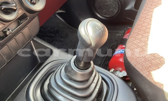 Acheter Occasion Voiture Toyota Hilux Blanc à Brazzaville, Commune de Brazzaville Acheter Occasion Voiture Toyota Hilux Blanc à Brazzaville, Commune de Brazzaville