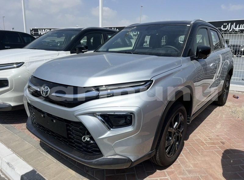 Big with watermark toyota urban cruiser commune de brazzaville brazzaville 8994