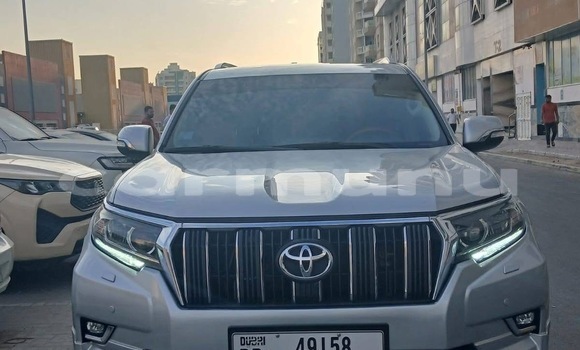 Acheter Occasion Voiture Toyota Prado Gris à Pointe–Noire, Région du Kouilou Acheter Occasion Voiture Toyota Prado Gris à Pointe–Noire, Région du Kouilou