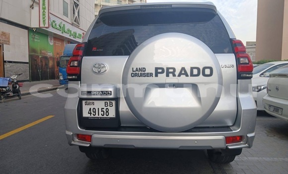 Acheter Occasion Voiture Toyota Prado Gris à Pointe–Noire, Région du Kouilou Acheter Occasion Voiture Toyota Prado Gris à Pointe–Noire, Région du Kouilou