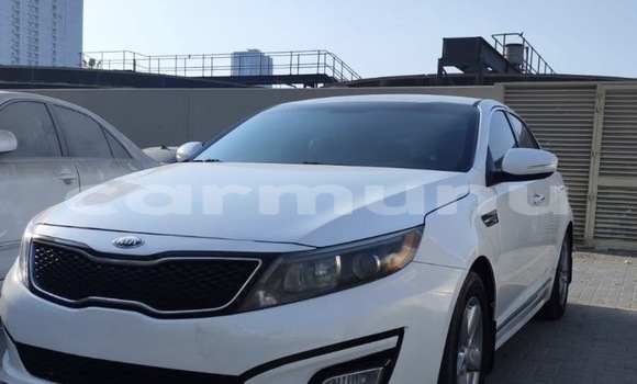 Buy Used Kia K5 White Car in Brazzaville in Municipality of Brazzaville Buy Used Kia K5 White Car in Brazzaville in Municipality of Brazzaville