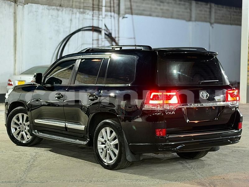 Big with watermark toyota land cruiser region de la bouenza import dubai 9000