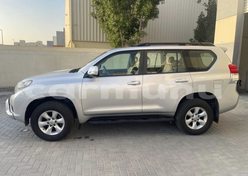 Big with watermark toyota prado region du kouilou pointe noire 9004