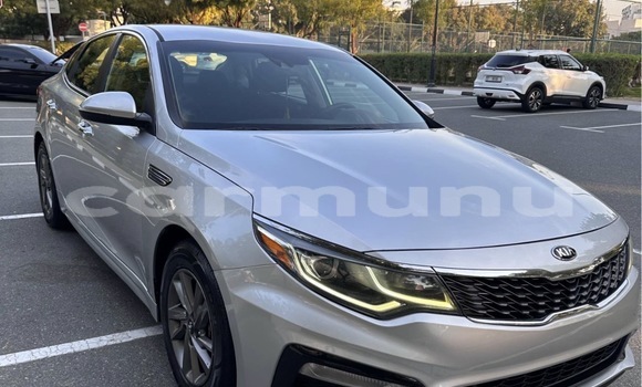 Buy Used Kia K5 Silver Car in Brazzaville in Municipality of Brazzaville Buy Used Kia K5 Silver Car in Brazzaville in Municipality of Brazzaville