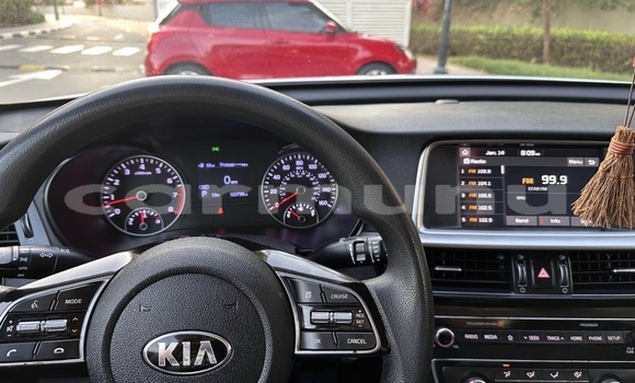 Buy Used Kia K5 Silver Car in Brazzaville in Municipality of Brazzaville Buy Used Kia K5 Silver Car in Brazzaville in Municipality of Brazzaville