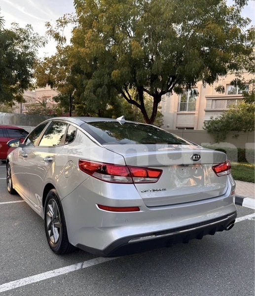 Big with watermark kia k5 commune de brazzaville brazzaville 9006