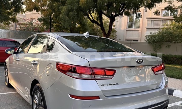 Buy Used Kia K5 Silver Car in Brazzaville in Municipality of Brazzaville Buy Used Kia K5 Silver Car in Brazzaville in Municipality of Brazzaville