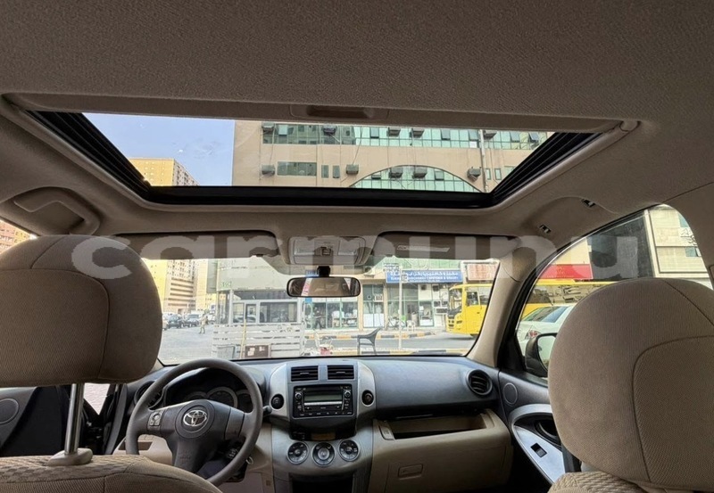 Big with watermark toyota rav4 region du kouilou pointe noire 9015