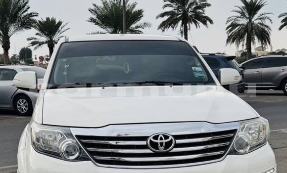 Acheter Occasion Voiture Toyota Fortuner Blanc à Pointe–Noire, Région du Kouilou Acheter Occasion Voiture Toyota Fortuner Blanc à Pointe–Noire, Région du Kouilou
