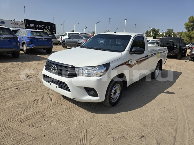 Big with watermark toyota hilux region de la bouenza import dubai 9022