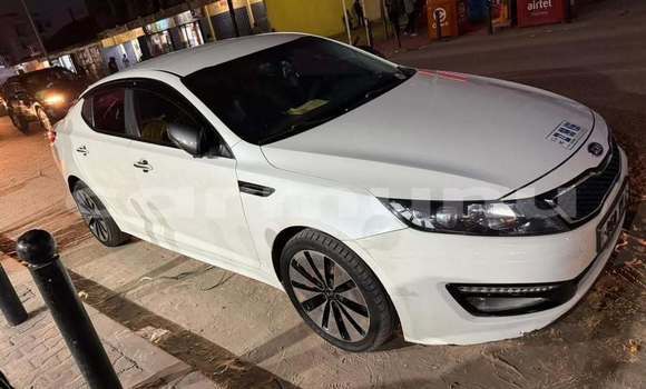 Buy Used Kia K5 White Car in Brazzaville in Municipality of Brazzaville Buy Used Kia K5 White Car in Brazzaville in Municipality of Brazzaville