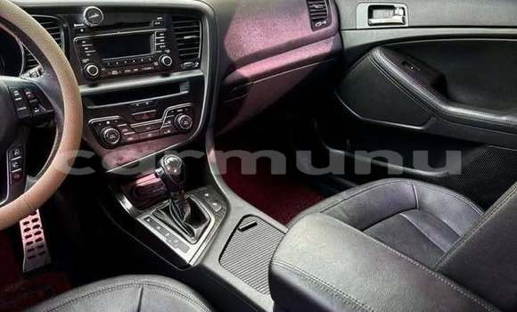 Buy Used Kia K5 White Car in Brazzaville in Municipality of Brazzaville Buy Used Kia K5 White Car in Brazzaville in Municipality of Brazzaville