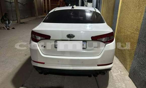 Buy Used Kia K5 White Car in Brazzaville in Municipality of Brazzaville Buy Used Kia K5 White Car in Brazzaville in Municipality of Brazzaville