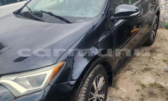 Acheter Occasion Voiture Toyota RAV4 Noir à Brazzaville, Commune de Brazzaville Acheter Occasion Voiture Toyota RAV4 Noir à Brazzaville, Commune de Brazzaville