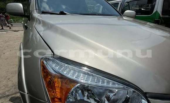 Acheter Occasion Voiture Toyota RAV4 Autre à Brazzaville, Commune de Brazzaville Acheter Occasion Voiture Toyota RAV4 Autre à Brazzaville, Commune de Brazzaville