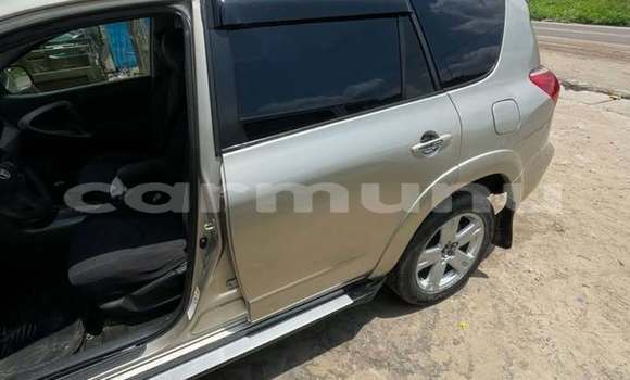 Acheter Occasion Voiture Toyota RAV4 Autre à Brazzaville, Commune de Brazzaville Acheter Occasion Voiture Toyota RAV4 Autre à Brazzaville, Commune de Brazzaville