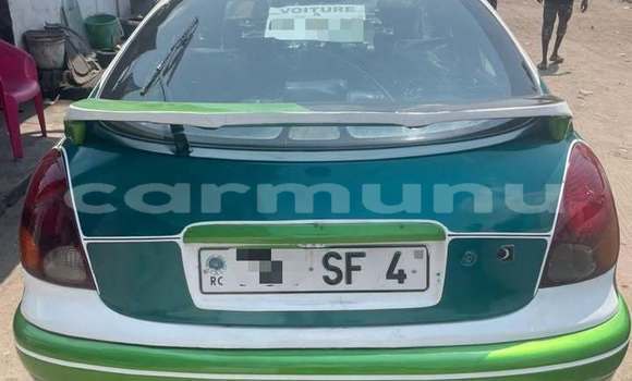 Buy Used Toyota bB Green Car in Brazzaville in Municipality of Brazzaville Buy Used Toyota bB Green Car in Brazzaville in Municipality of Brazzaville