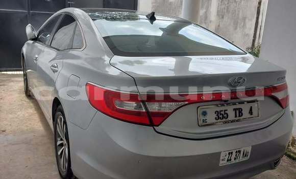 Buy Used Hyundai Grandeur Silver Car in Brazzaville in Municipality of Brazzaville Buy Used Hyundai Grandeur Silver Car in Brazzaville in Municipality of Brazzaville