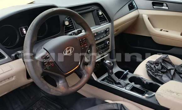 Buy Used Hyundai Sonata Silver Car in Brazzaville in Municipality of Brazzaville Buy Used Hyundai Sonata Silver Car in Brazzaville in Municipality of Brazzaville