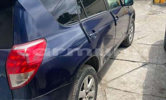 Acheter Occasion Voiture Toyota RAV4 Bleu à Brazzaville, Commune de Brazzaville Acheter Occasion Voiture Toyota RAV4 Bleu à Brazzaville, Commune de Brazzaville