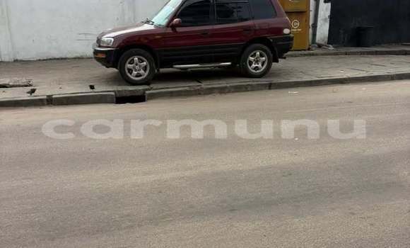 Acheter Occasion Voiture Toyota RAV4 Rouge à Brazzaville, Commune de Brazzaville Acheter Occasion Voiture Toyota RAV4 Rouge à Brazzaville, Commune de Brazzaville