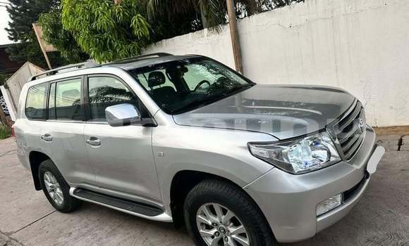 Acheter Occasion Voiture Toyota Vanguard Gris à Brazzaville, Commune de Brazzaville