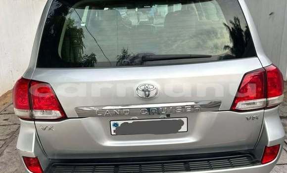 Acheter Occasion Voiture Toyota Vanguard Gris à Brazzaville, Commune de Brazzaville Acheter Occasion Voiture Toyota Vanguard Gris à Brazzaville, Commune de Brazzaville