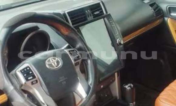 Acheter Occasion Voiture Toyota RAV4 Noir à Brazzaville, Commune de Brazzaville Acheter Occasion Voiture Toyota RAV4 Noir à Brazzaville, Commune de Brazzaville