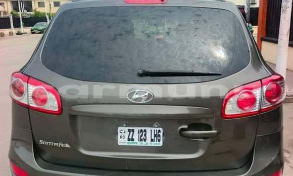 Acheter Occasion Voiture Hyundai Santa Fe Gris à Brazzaville, Commune de Brazzaville Acheter Occasion Voiture Hyundai Santa Fe Gris à Brazzaville, Commune de Brazzaville