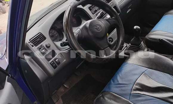 Acheter Occasion Voiture Toyota RAV4 Bleu à Brazzaville, Commune de Brazzaville Acheter Occasion Voiture Toyota RAV4 Bleu à Brazzaville, Commune de Brazzaville