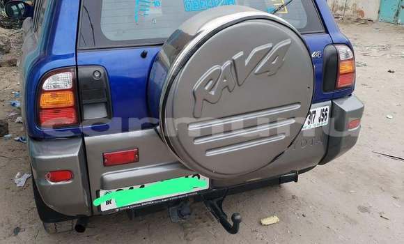 Acheter Occasion Voiture Toyota RAV4 Bleu à Brazzaville, Commune de Brazzaville Acheter Occasion Voiture Toyota RAV4 Bleu à Brazzaville, Commune de Brazzaville